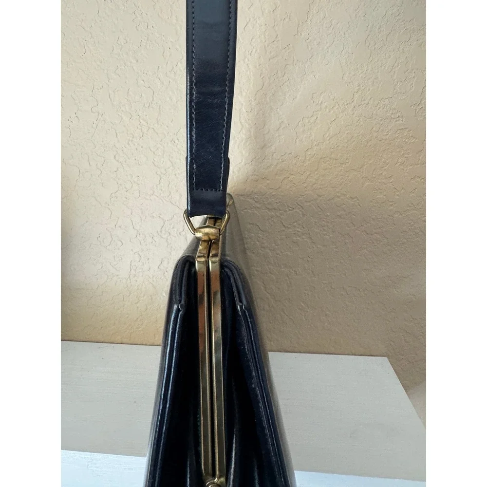 VINTAGE I. MAGNIN & CO. NAVY BLUE LEATHER TOP HANDLE FRAME‎ HANDBAG PURSE
